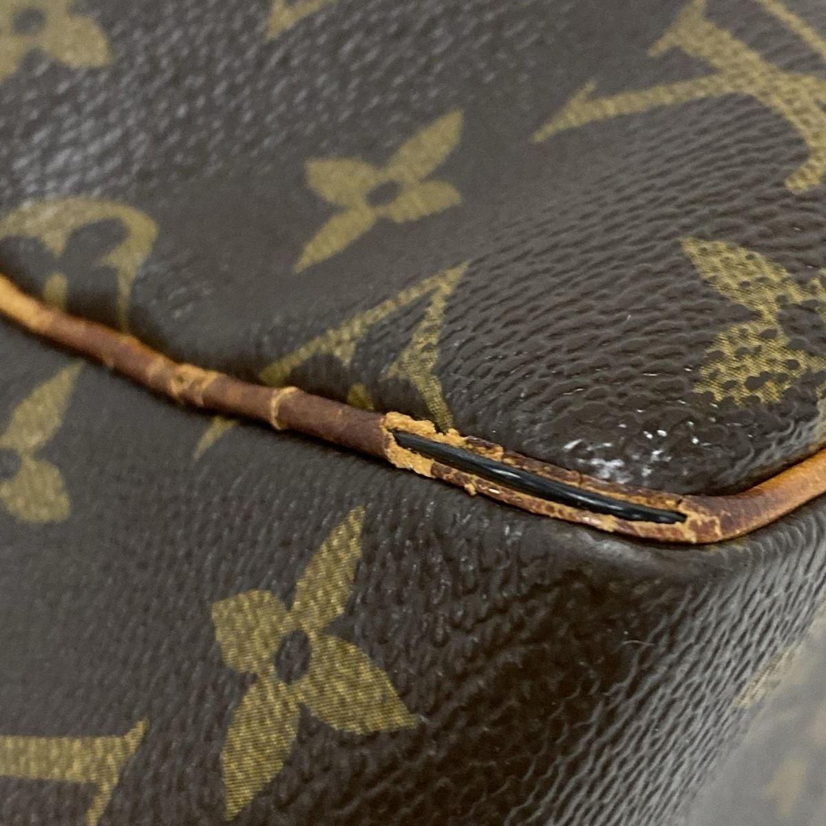 VUITTON ルイヴィトン