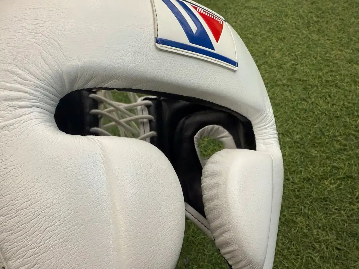 S級 ミント ウィニング Winning ボクシング ヘッドギア ホワイト