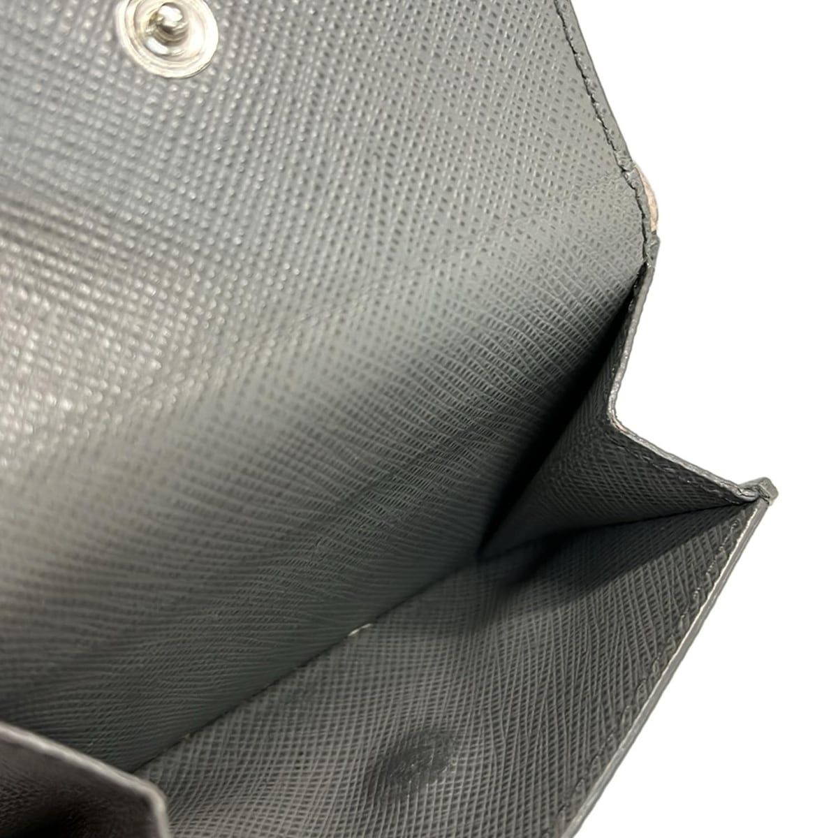 PRADA プラダ　早い者勝ち　二つ折り　財布　グレー　バイカラー　ピンク　灰色 PRADA プラダ 早い者勝ち 二つ折り 財布 グレー バイカラー ピンク 灰色