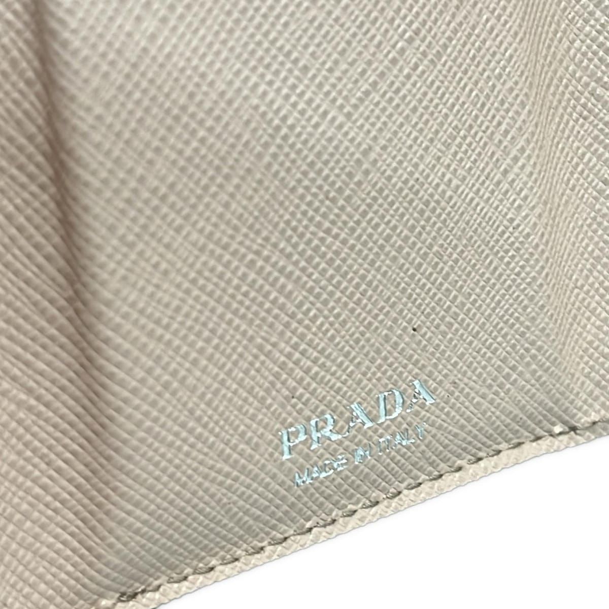 PRADA プラダ　早い者勝ち　二つ折り　財布　グレー　バイカラー　ピンク　灰色 PRADA プラダ 早い者勝ち 二つ折り 財布 グレー バイカラー ピンク 灰色