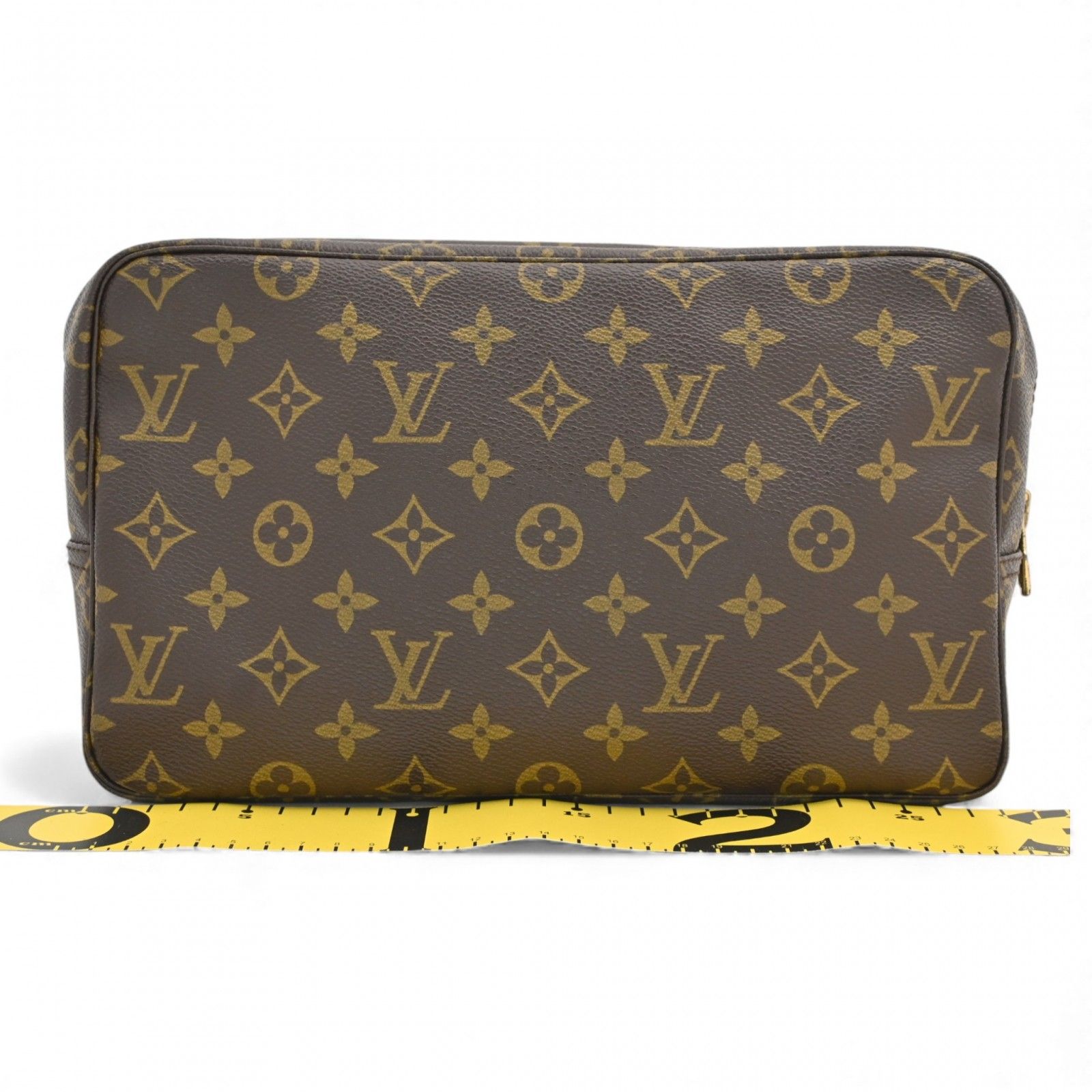 ルイヴィトン モノグラム トゥルース トワレット28 ポーチ セカンド