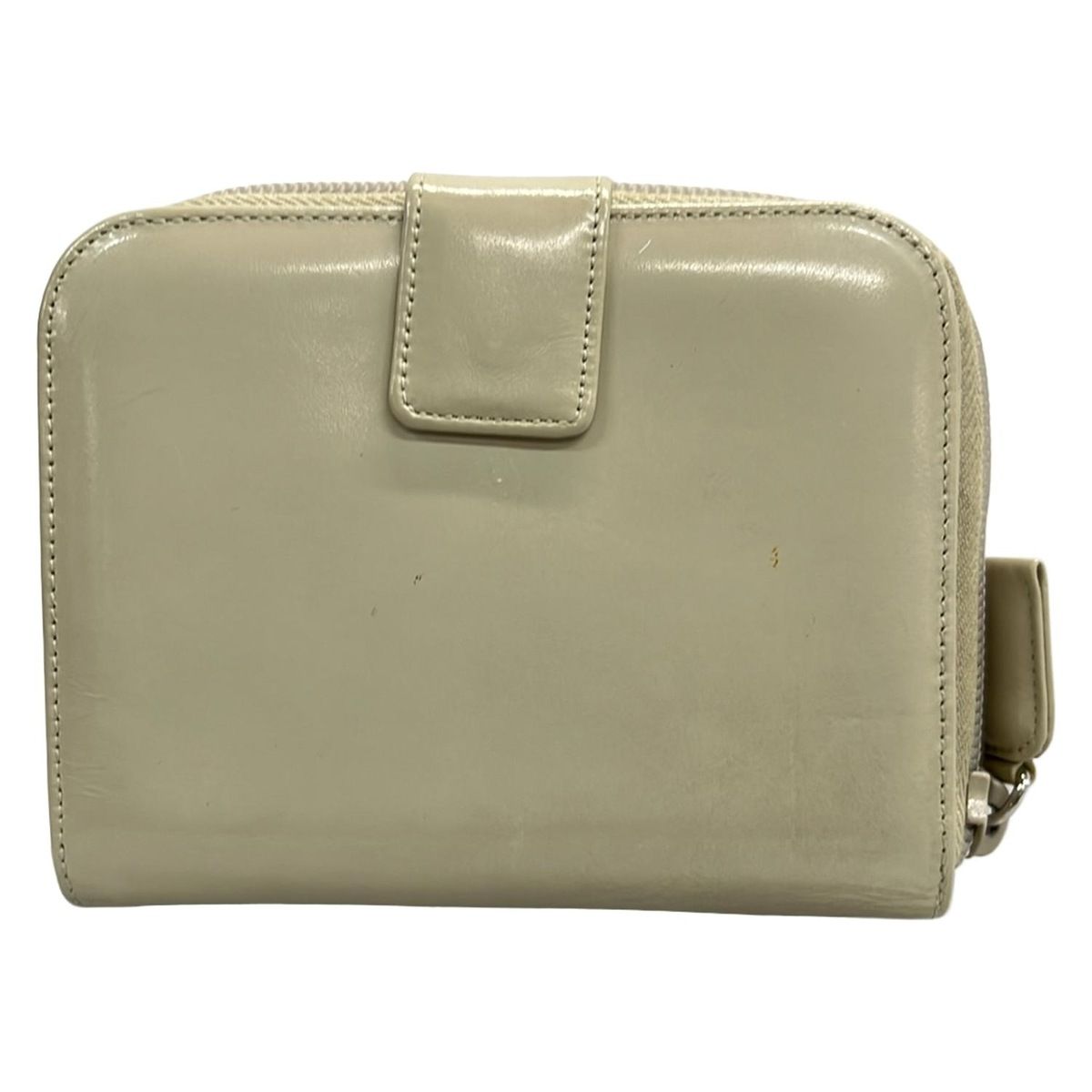 PRADA ラウンドファスナー 二つ折り財布 ベージュ【12月末まで】 PRADA(プラダ) 2つ折り財布 - ベージュ ラウンドファスナー レザー