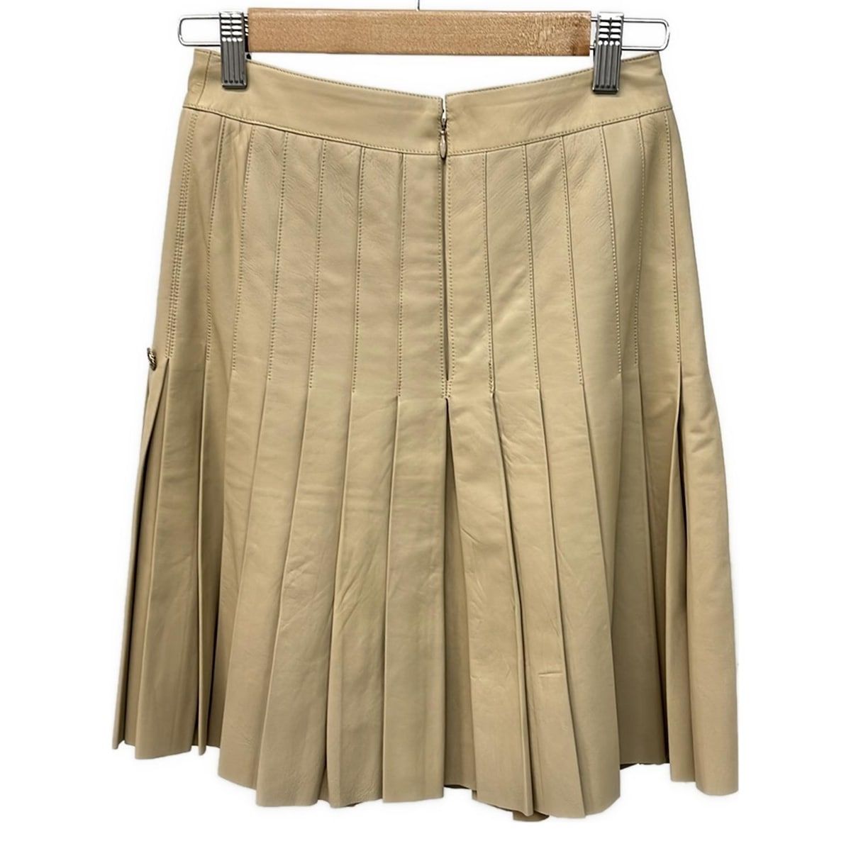 シャネルのプリーツスカート CHANEL(シャネル) スカート サイズ34 S レディース - P26909 ベージュ