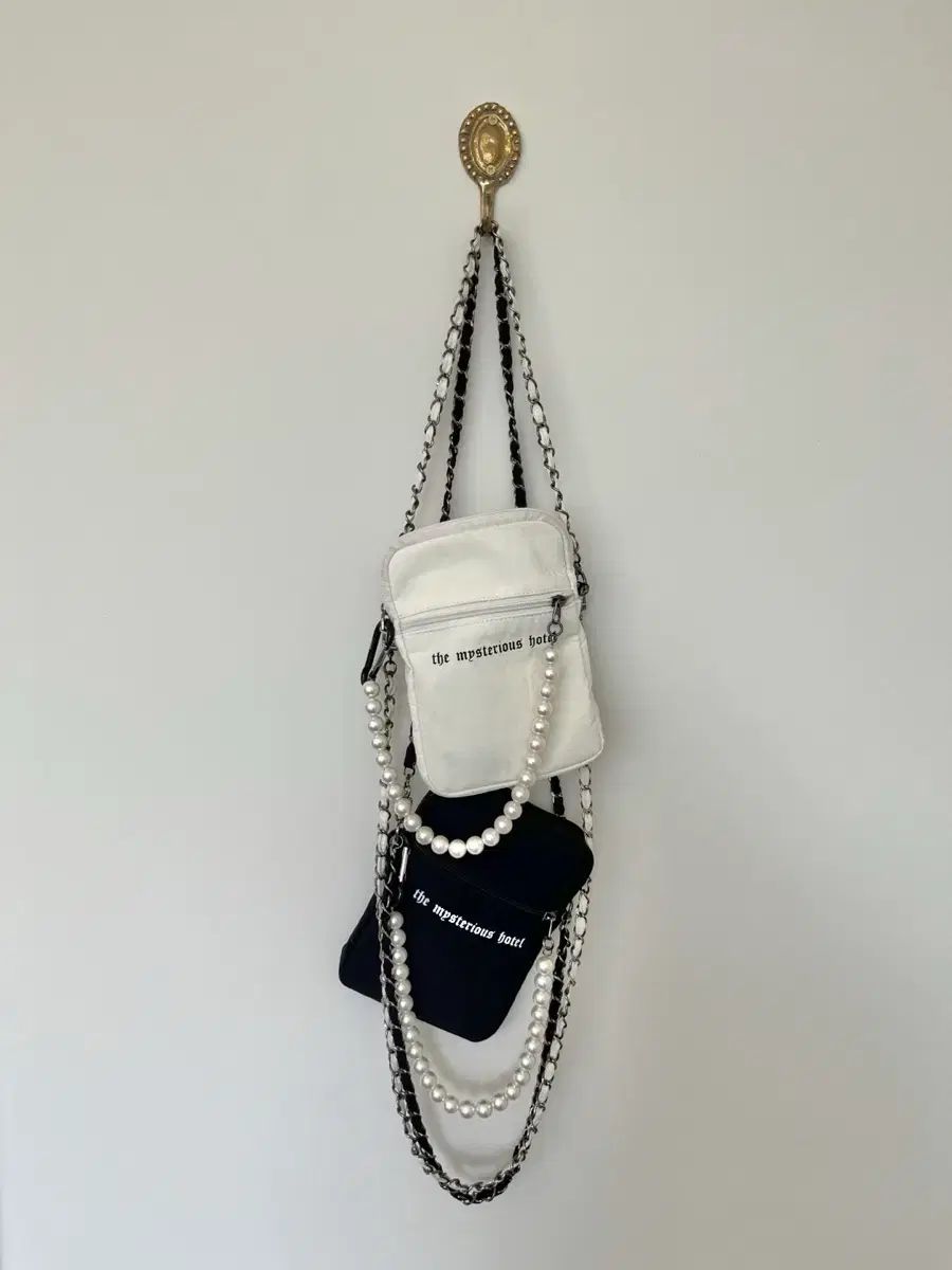 THE MYSTERIOUS HOTEL ザ ミステリアス ホテル リー チェーン バッグ