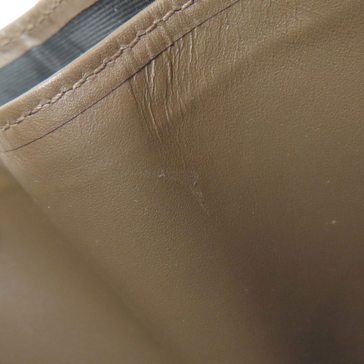 バイフォールド