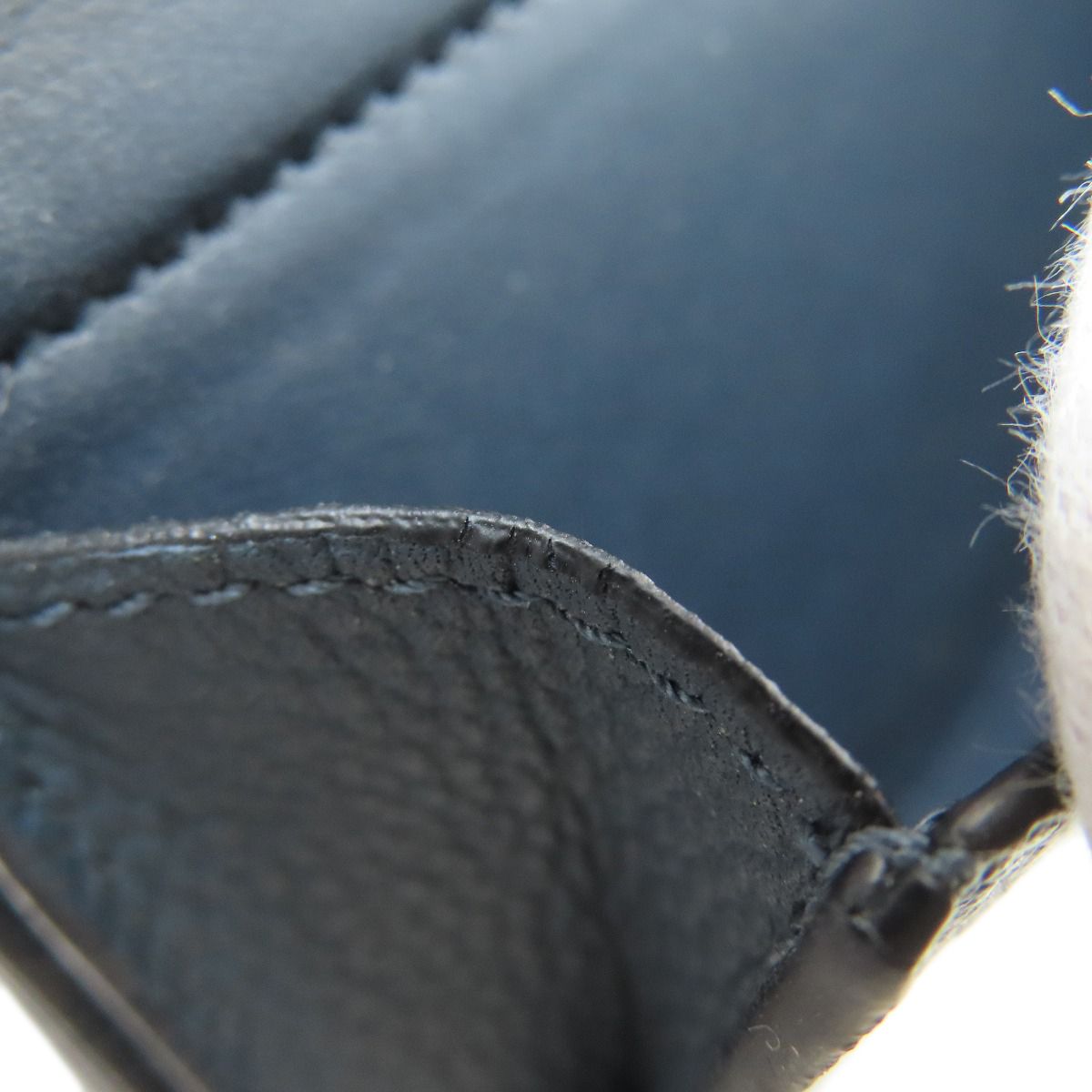 アナグラム 二つ折り財布