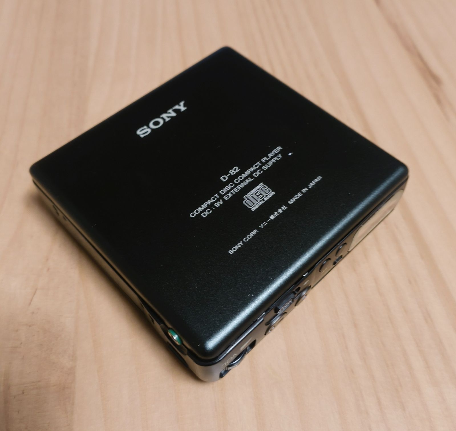 SONY CD WARKMAN D-82 ソニー ウォークマン 8cm専用 CDプレイヤー 貴重