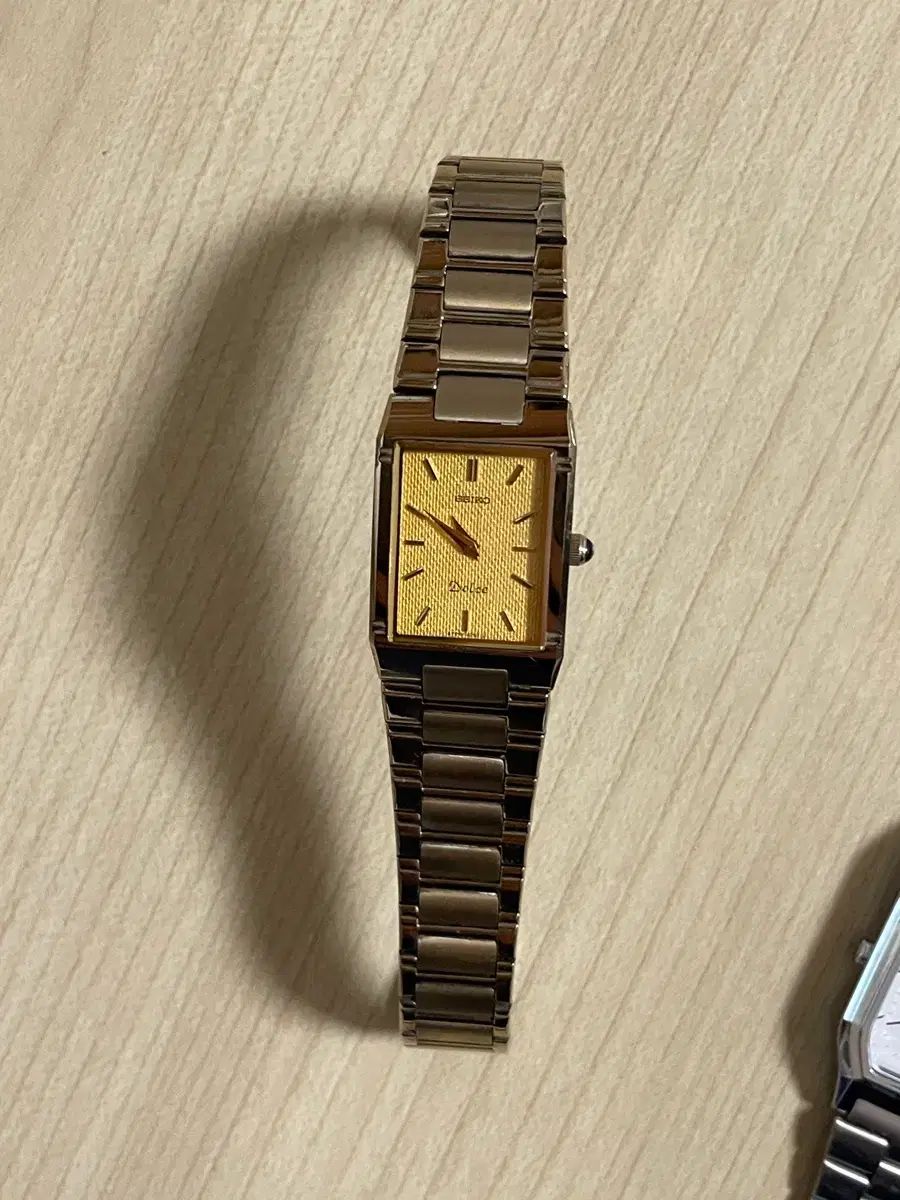 セイコー ドルチェ ゴールド スクエア 時計 - メルカリ