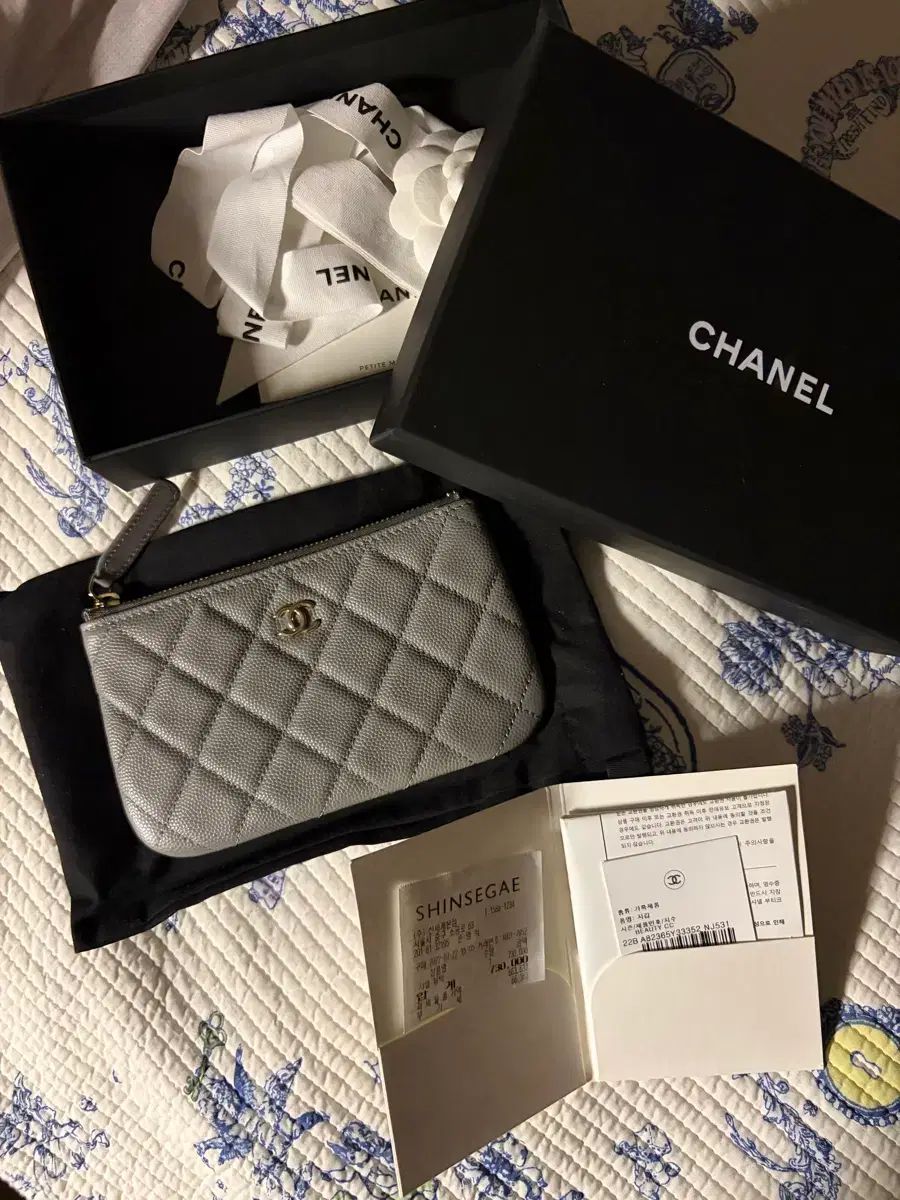 シャネル ミニポーチ キャビア グレー