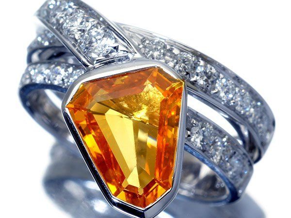 ジュエリー 超 上品 特大 上天然ゴールデンサファイア3.32 ct＆上質ダイヤ1.33 ct K 18 WGリング ソ付 h 8109 vil