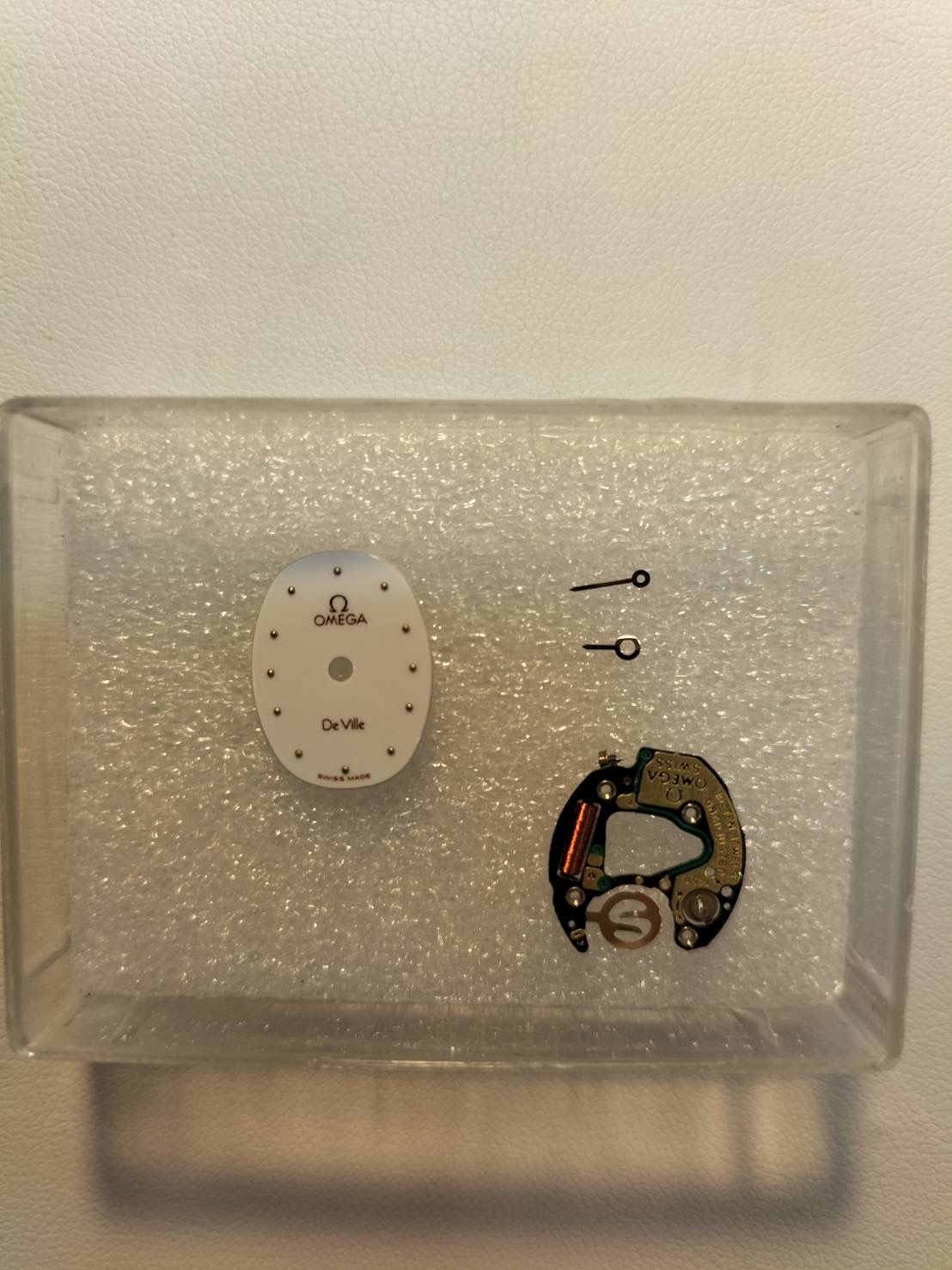 尾錠 ホワイト文字盤