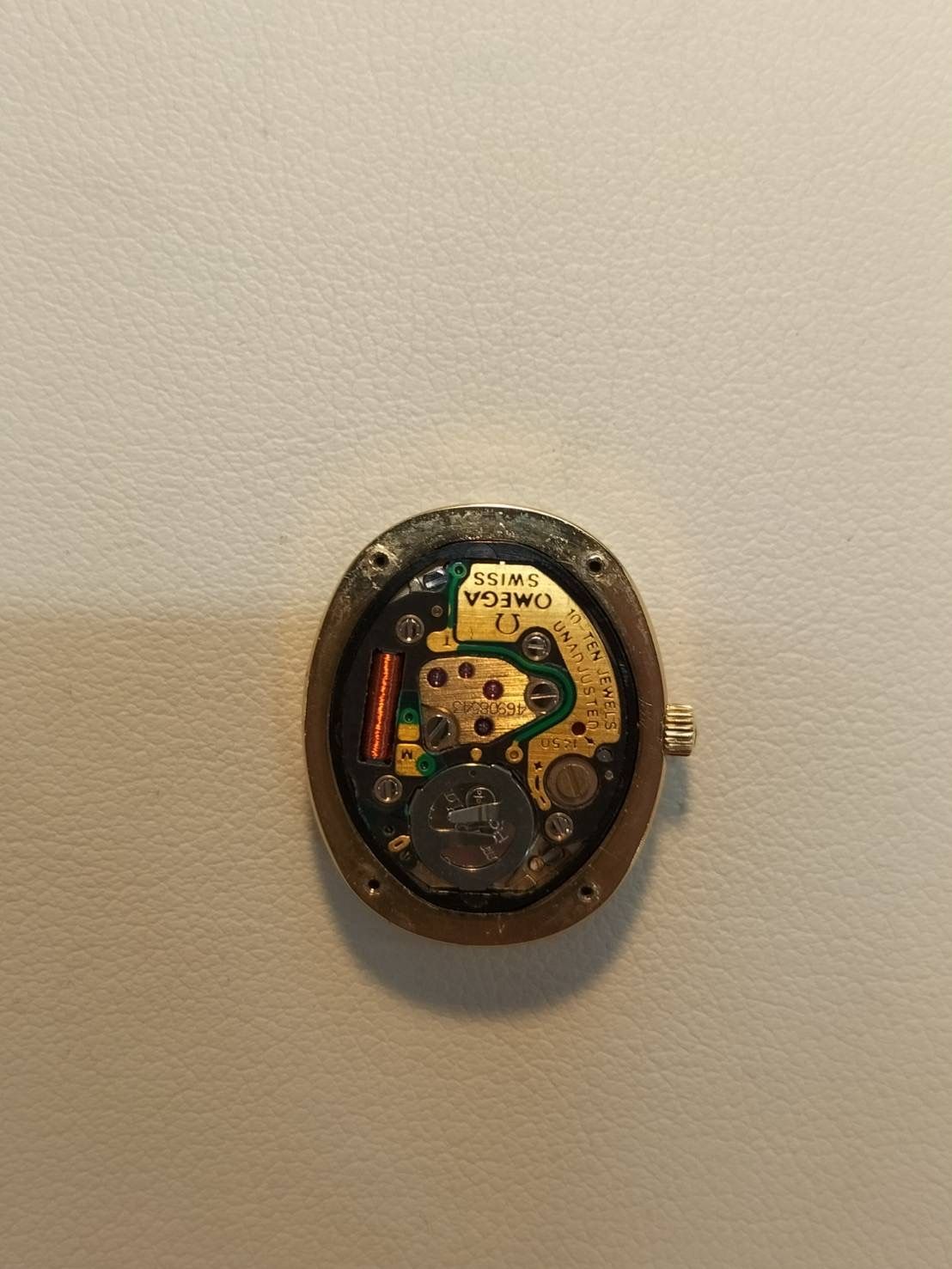 ホワイト文字盤 オーバーホール済み