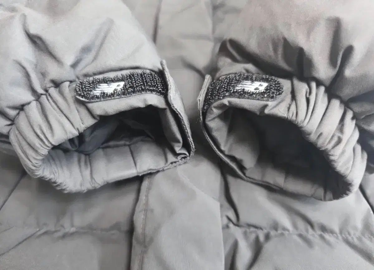 ダウンジャケット