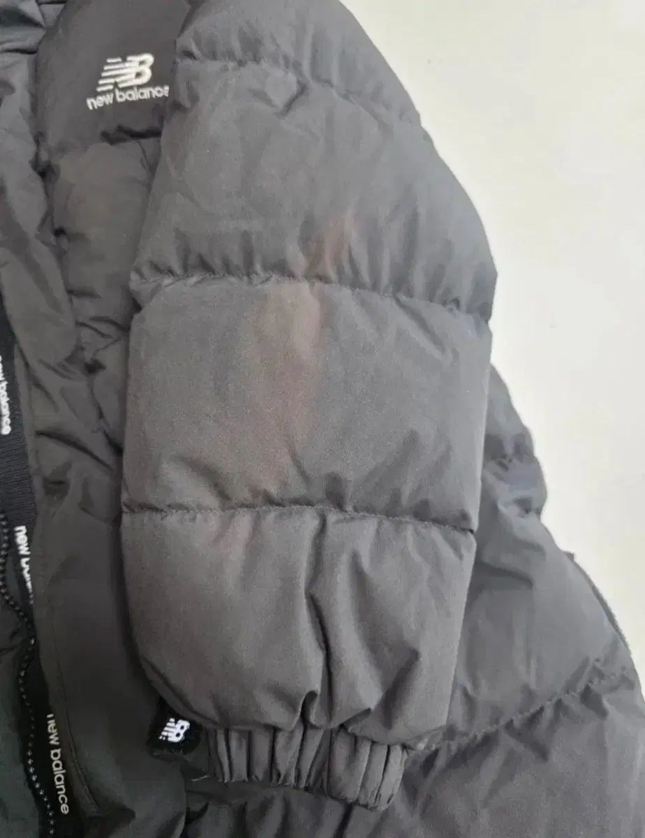 キッズ ダウンジャケット