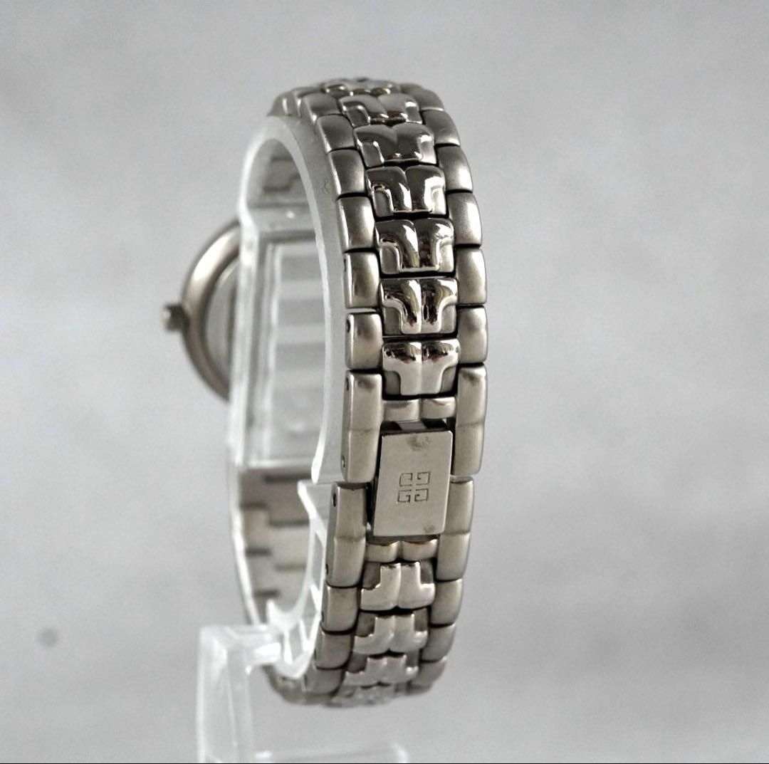 新品電池交換済】 GIVENCHY ジバンシー ラウンド ロゴ盤面 レディース