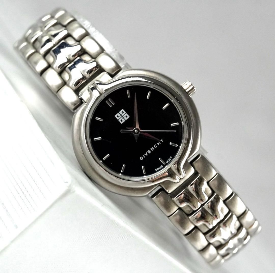 新品電池交換済】 GIVENCHY ジバンシー ラウンド ロゴ盤面 レディース