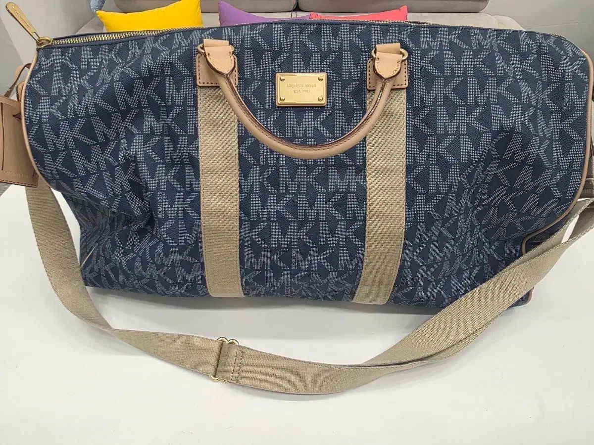 マイケルコース シグネチャー ボストンバッグ