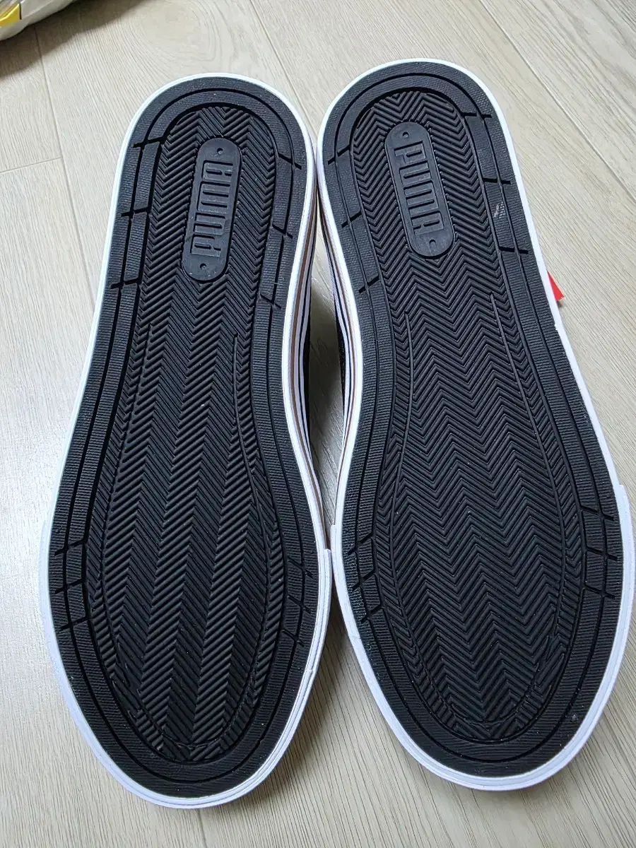  プーマ コート ピュア ブラック スニーカー シューズ(男性用) テニス