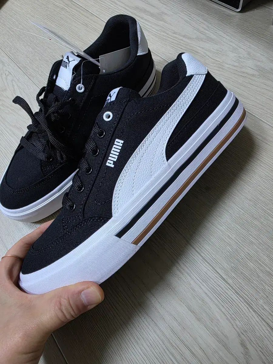 ピュア ブラック