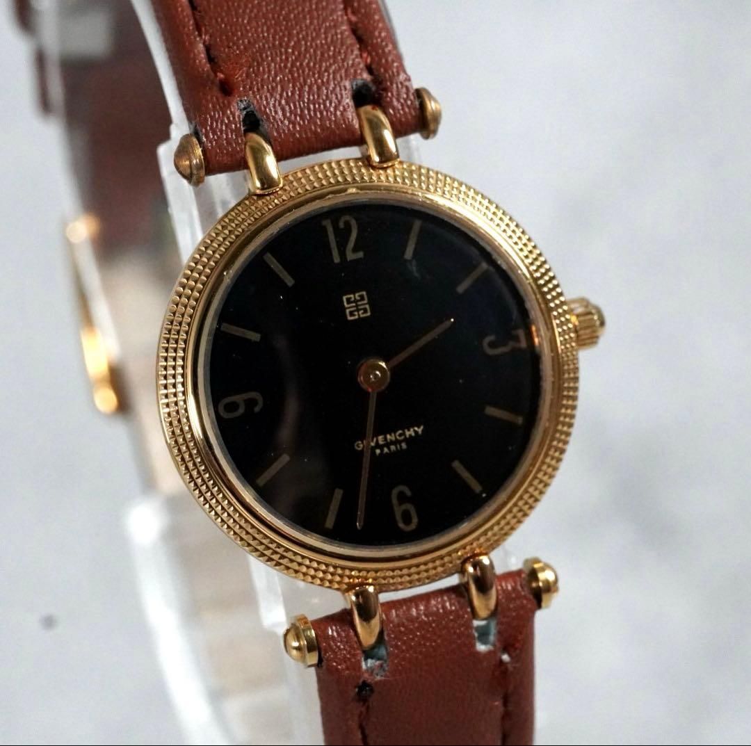 新品電池交換済】 GIVENCHY ジバンシー ラウンド ロゴ文字盤