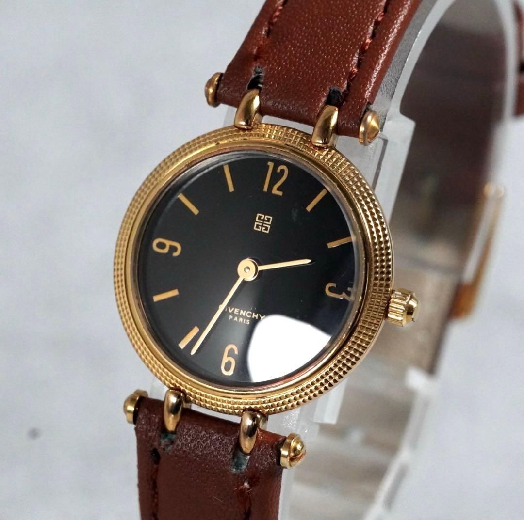 新品電池交換済】 GIVENCHY ジバンシー ラウンド ロゴ文字盤