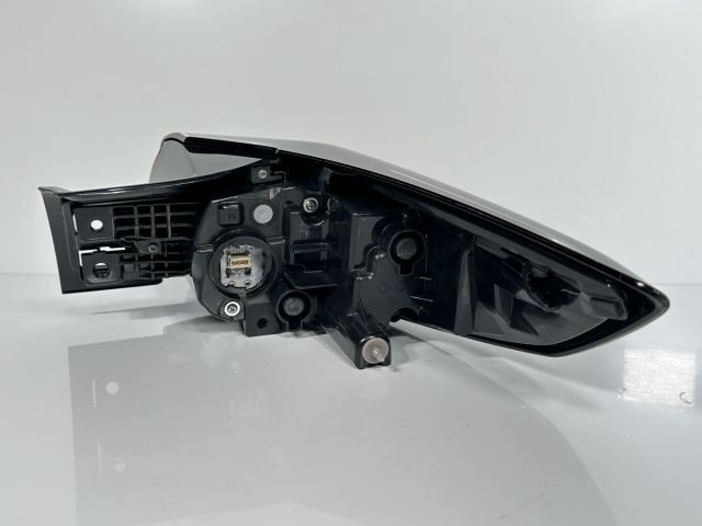 美品/破損キズなし/低走行 CX-8 KG5P 後期 純正 左テールランプ テール