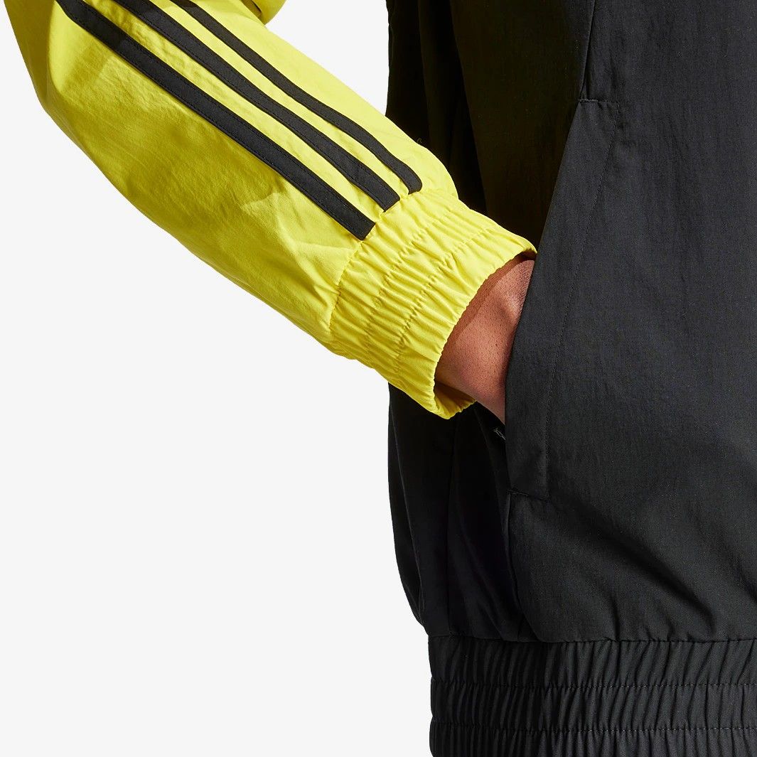  adidas サッカー フラメンゴ 23 24 ウーブン ジャケット 黒 ジャージ ウェア