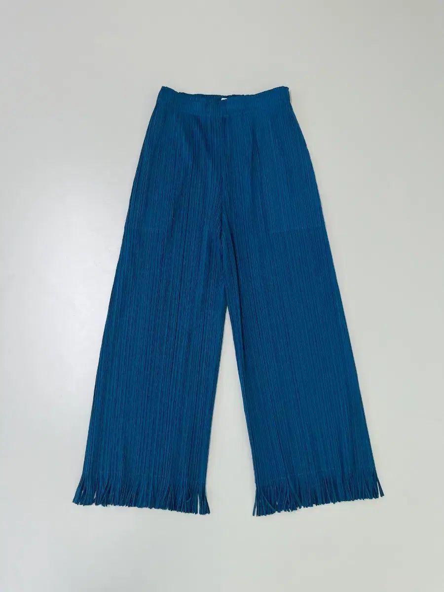 プリーツプリーズ 裾 ポイント 밴ディング ワイド パンツ