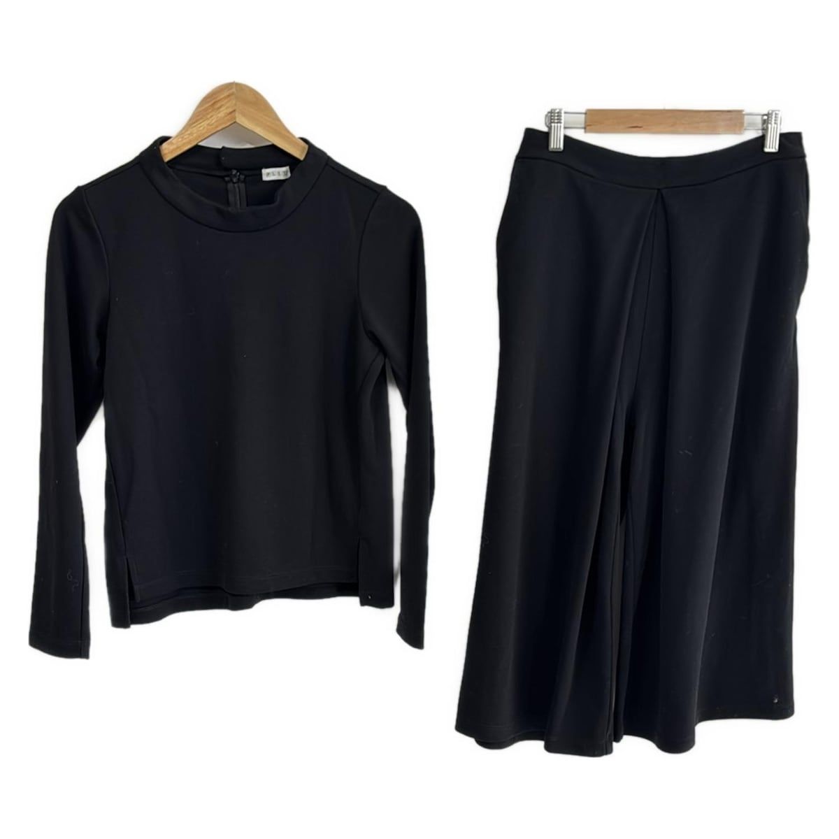 PLS T PLST プラステ レディースパンツセットアップ レディース - 黒