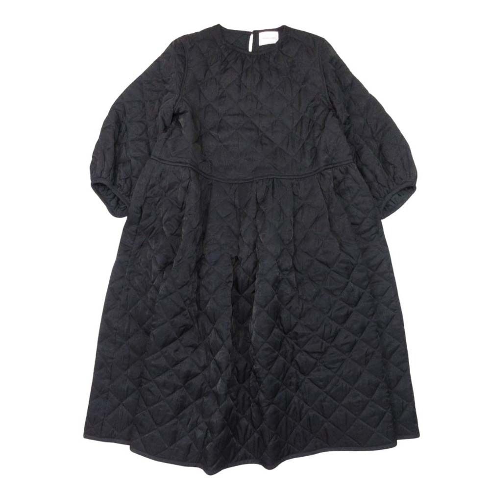20 aw CAROLINA GLASER カロリナグレイサー キルティング ワンピース フ シルエット 長袖 中綿 黒 ブラック レディース 古着