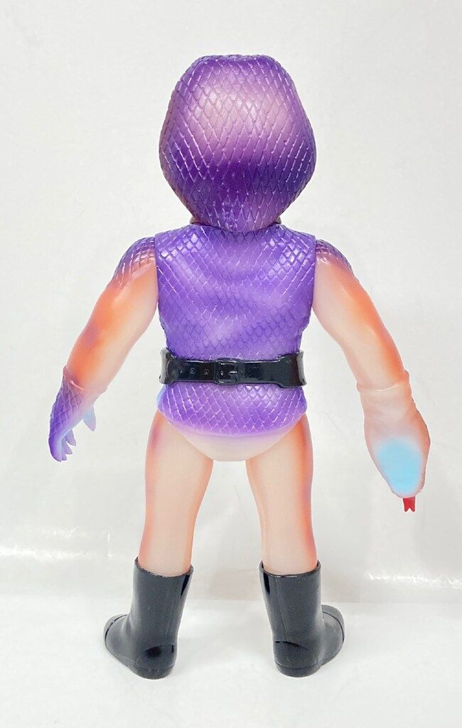 メディコム・トイ 東映レトロソフビコレクション コブラ男(新色蓄光)+