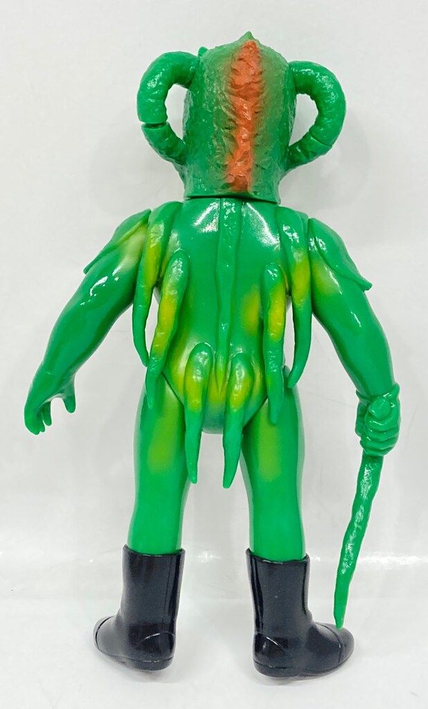 メディコムトイ サラセニアン　ソフビ メディコム・トイ 東映レトロソフビコレクション 仮面ライダー