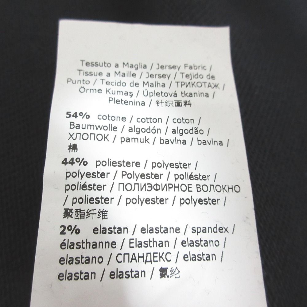 プルオーバーパーカー