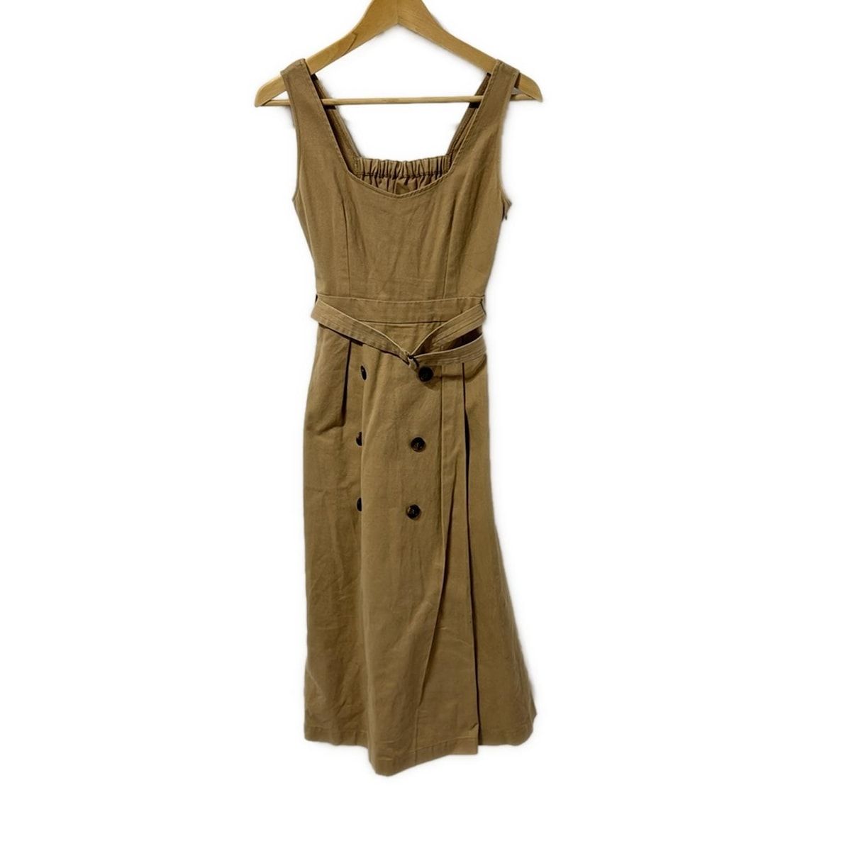 ベージュ ノースリーブ