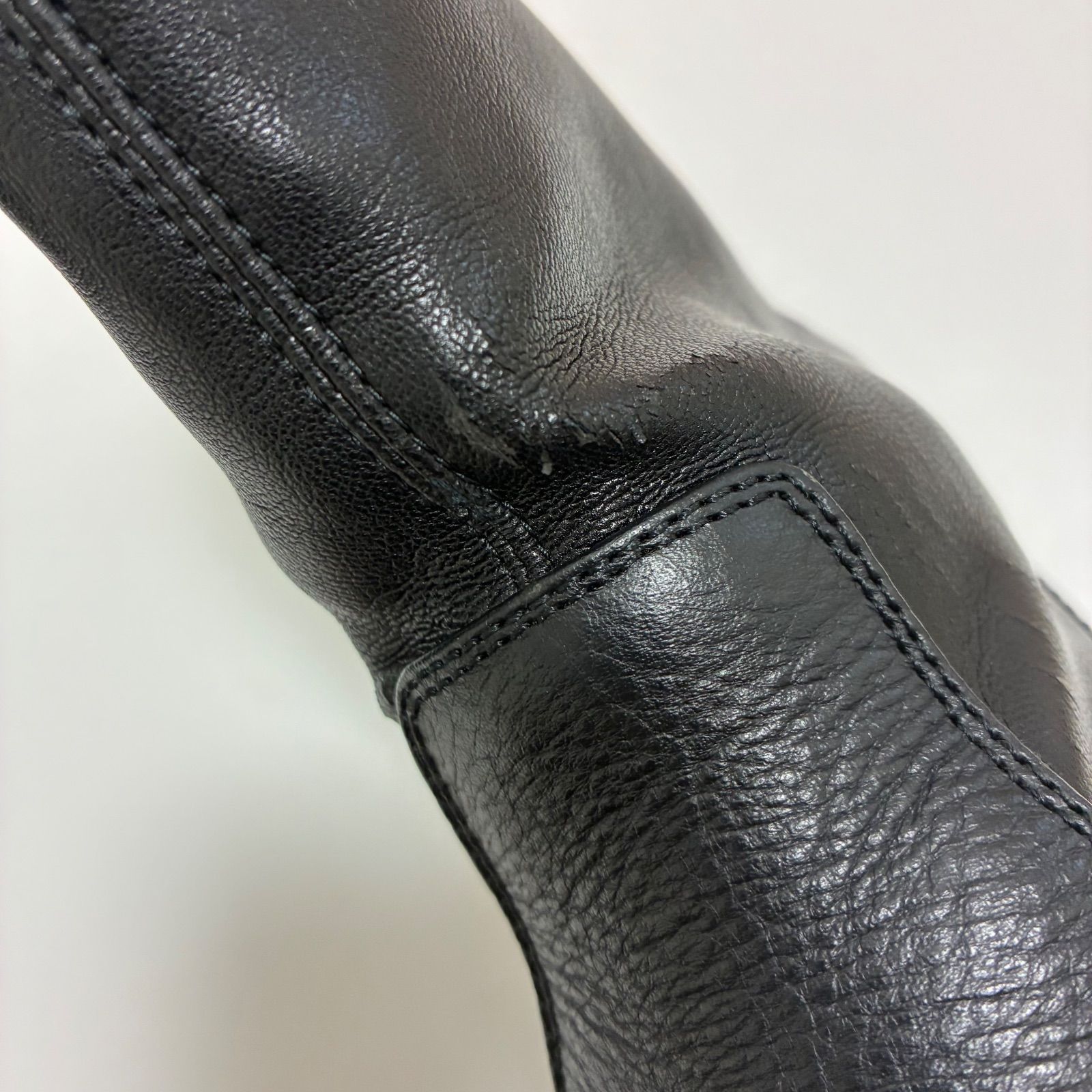 ファビオルスコーニ