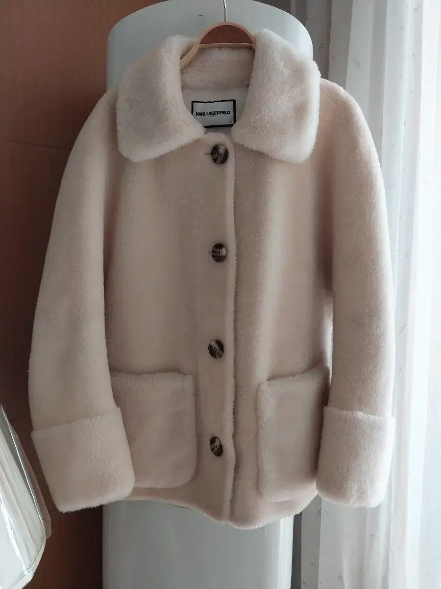 カールラガーフェルド ウールジャケット