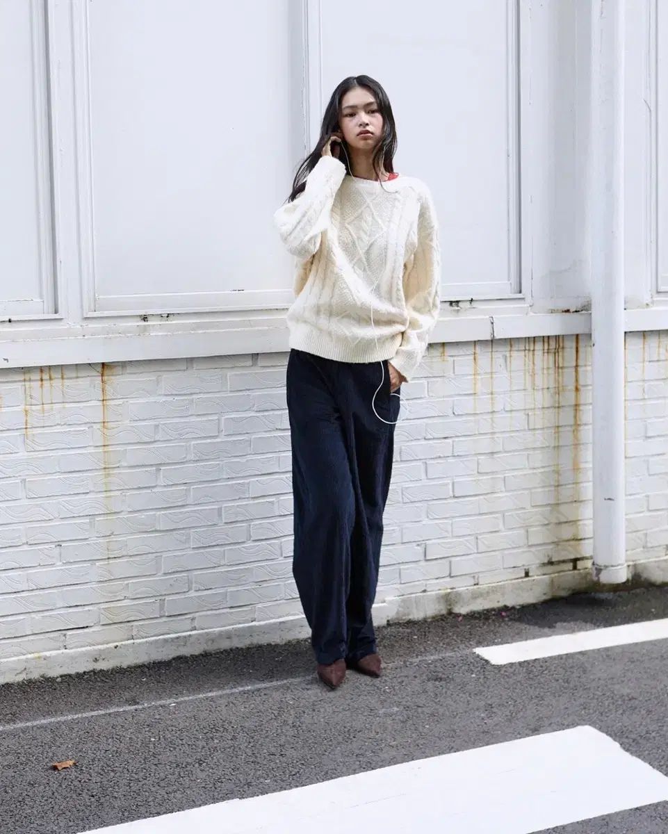 WOOL KNIT
