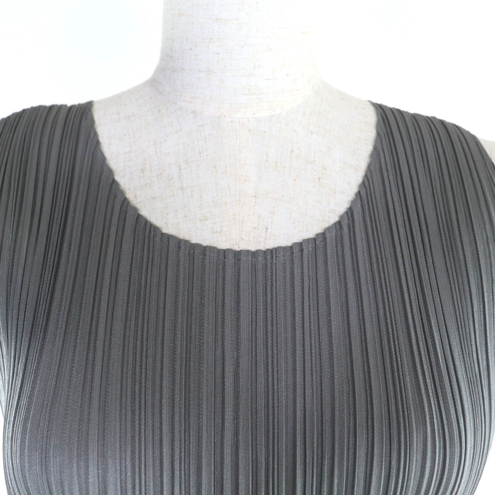 カーディガン ノースリトップス