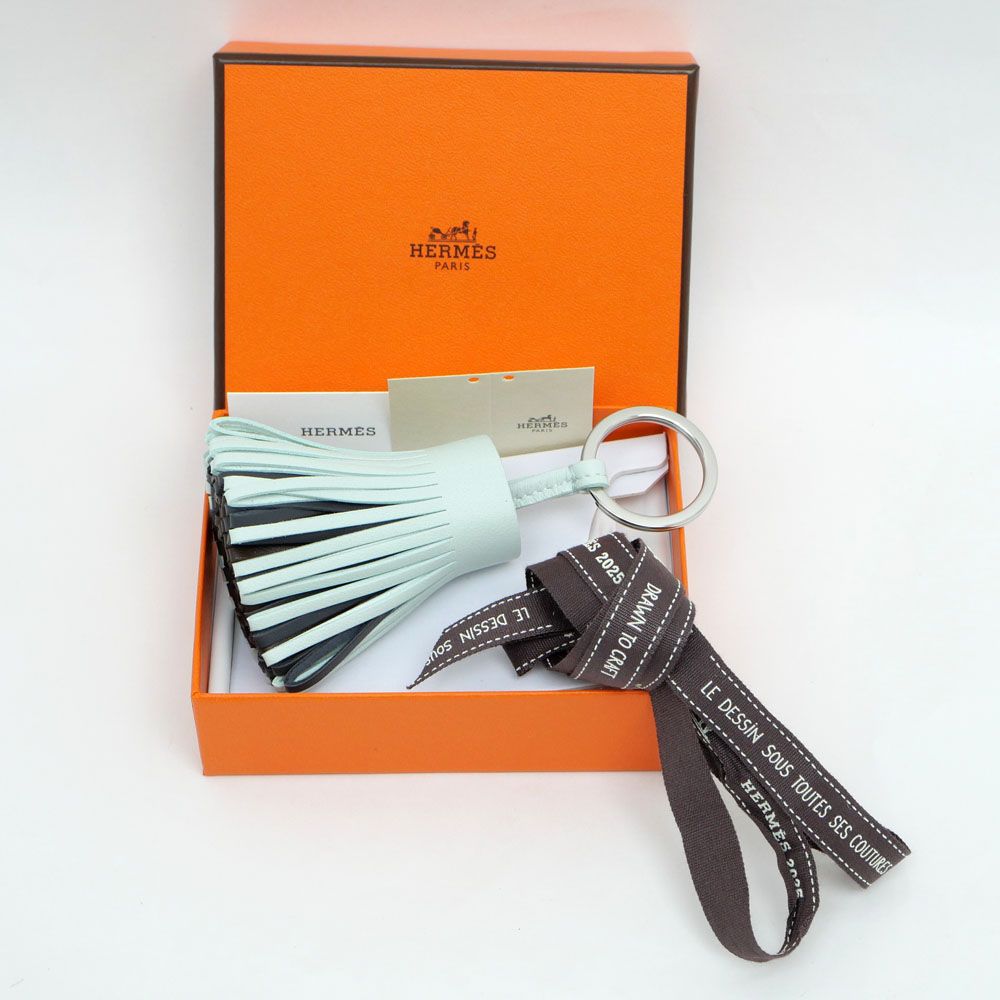 【新品未使用品】エルメス カルメン トリコロール　 ペパーミント　W刻印 名東】エルメス カルメン トリコロール ペパーミント アルドワーズ