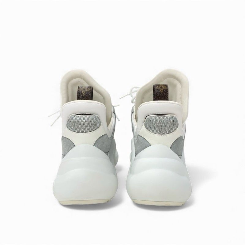 専用louis vuitton ヴィトン アークライト シルバー スニーカー ルイヴィトン アークライトスニーカー 41 美品