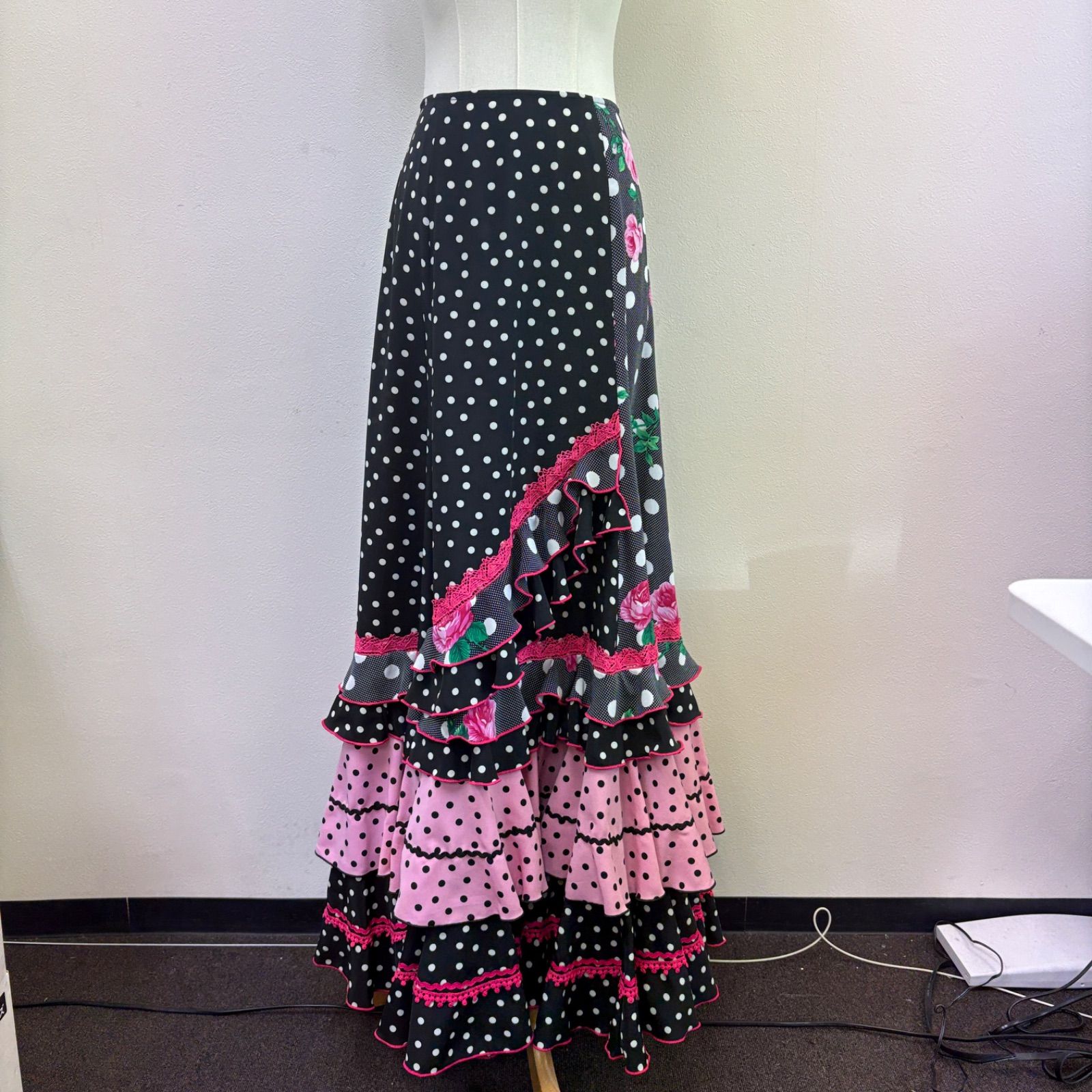 L*o様 ソニアジョーンズ ファルダ フラメンコ パープル×ブラック 段フリル L*o様 ソニアジョーンズ ファルダ フラメンコ パープル×ブラック 段