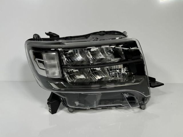 タントファンクロス　81110-B2C10 右ヘッドライト タントファンクロス LA650S 右ヘッドライト 81110-B2C10 【公式通販】