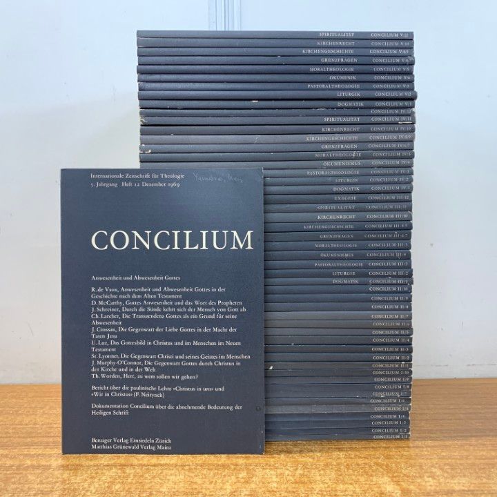01 ! 約25冊大量セット 本 Benziger Verlag 宗教 思想 哲学 キリスト教 神学 雑誌 ドイツ語 洋書 B