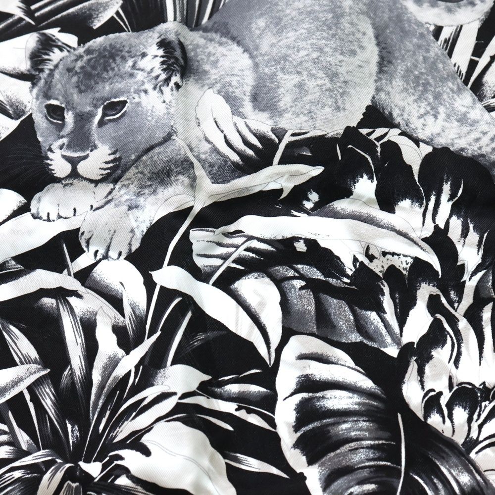 Salvatore Ferragamo サルヴァトーレ フェラガモ トロピカル シルク スカーフ ブラック グレー