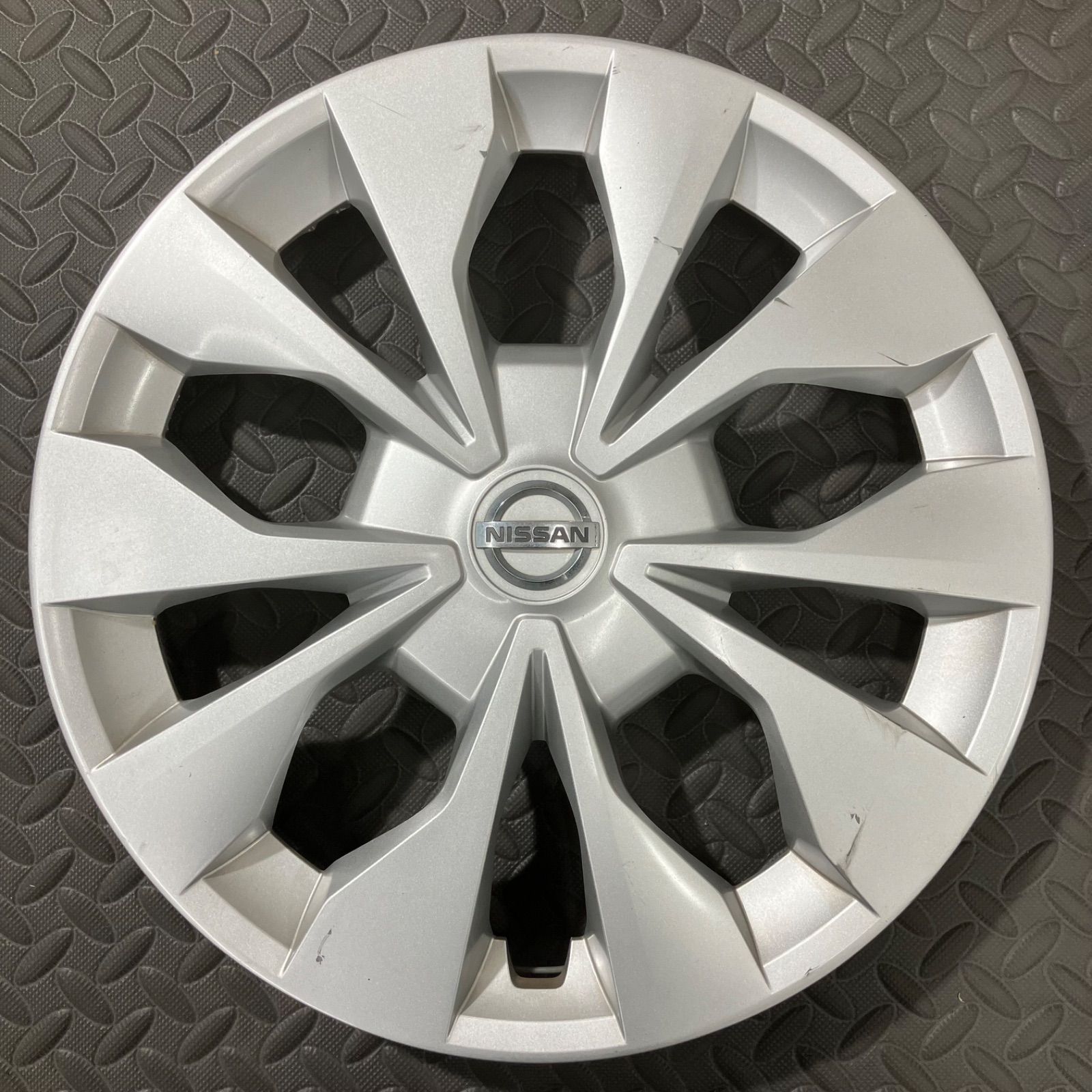 日産 セレナ C27 ホイールキャップ 1枚 ホイールカバー 純正 中古部品 