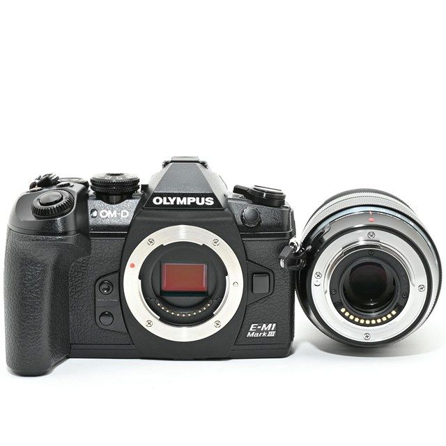 OLYMPUS OM D E M 1 Mark III 12 40 mm F 2 8 PRO レンズキット 防塵防滴ボディ 高速AF搭載 シャッター数3 の低使用