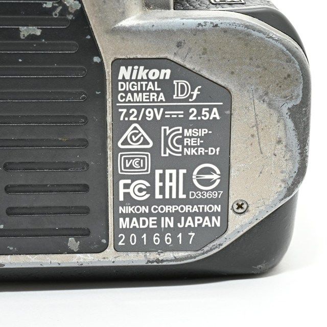 クラシックデザイン一眼レフ