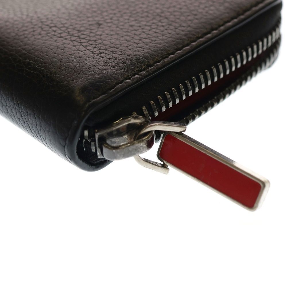 CHRISTIAN LOUBOUTIN (クリスチャンルブタン) スタッズデザイン