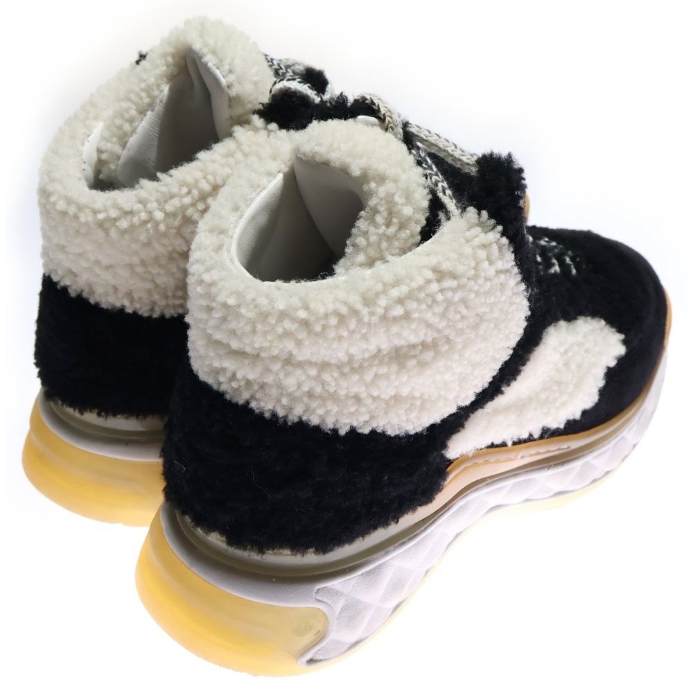 CHANEL (シャネル) ココマーク ボア ムートンハイカットスニーカー