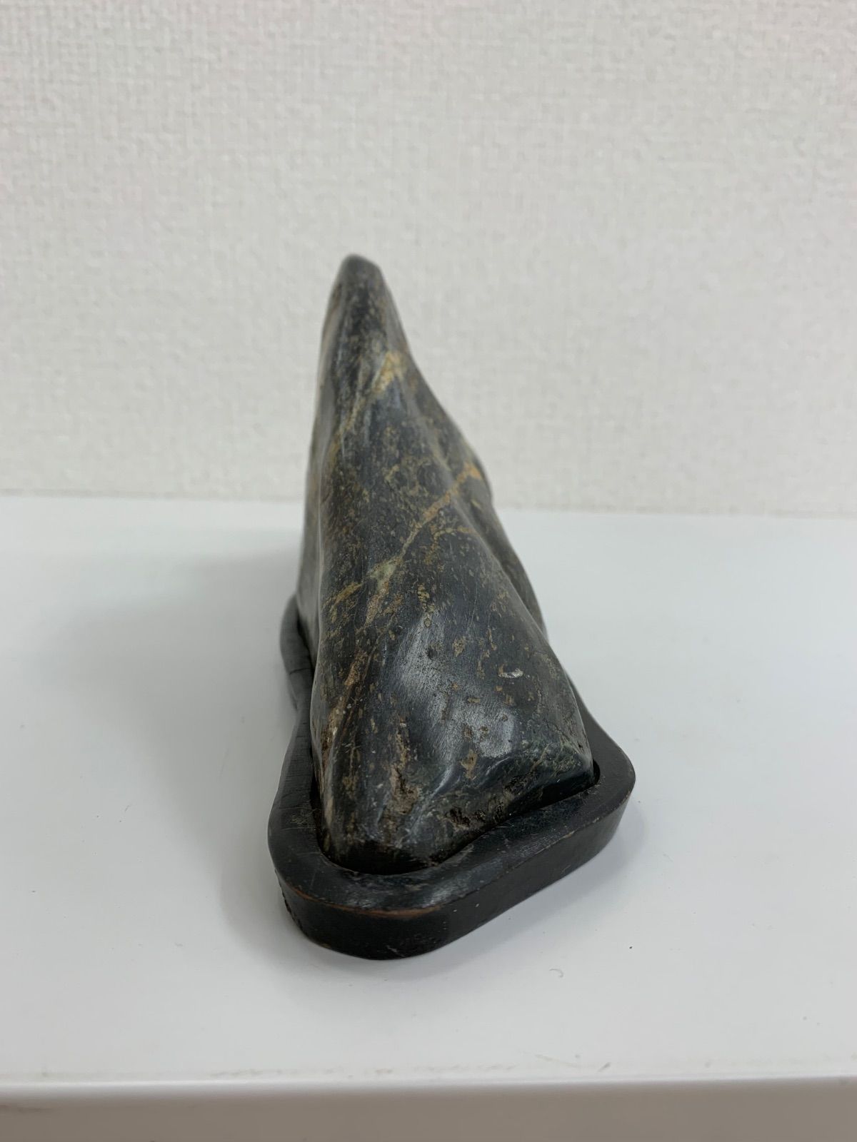 山型 水石 木製台座付き C1017② - メルカリ